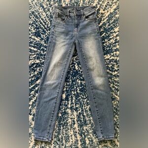 American Eagle Outfitters Women's Hi-Rise Jegging Blue Jean